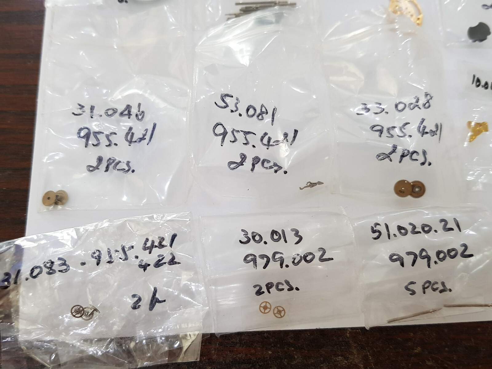 Hugh Lot Swiss movement parts assorted model ETA ESA 956.111 950.001 955.421 etc