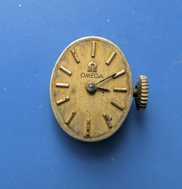 VINTAGE LADIES OMEGA 1100 WRISTWATCH MOVEMENT RUNNING