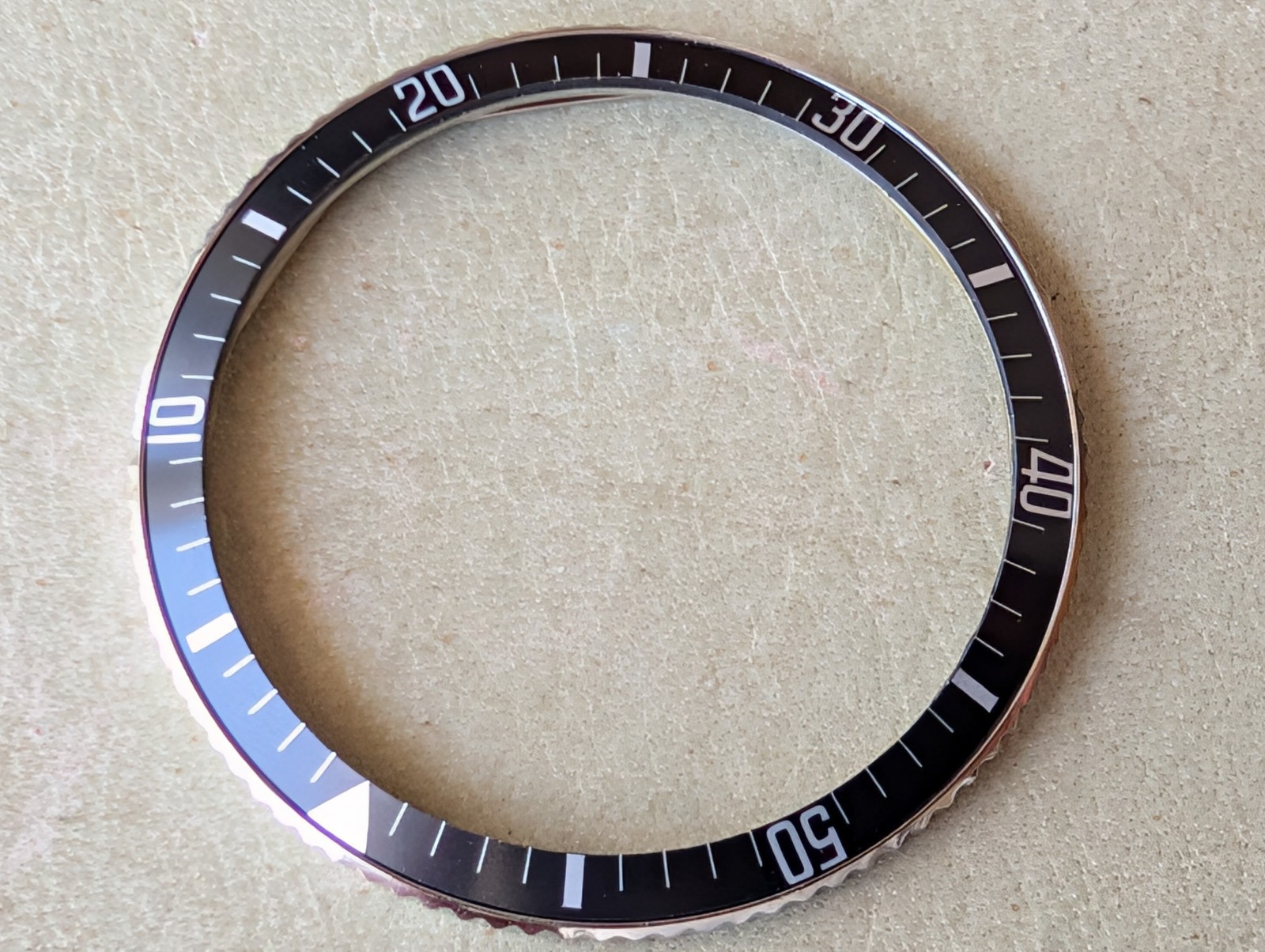 Vintage 1960’s Caravelle Sea Hunter Diver ‘B139’ Bezel/Insert FOR 637 CASES ONLY