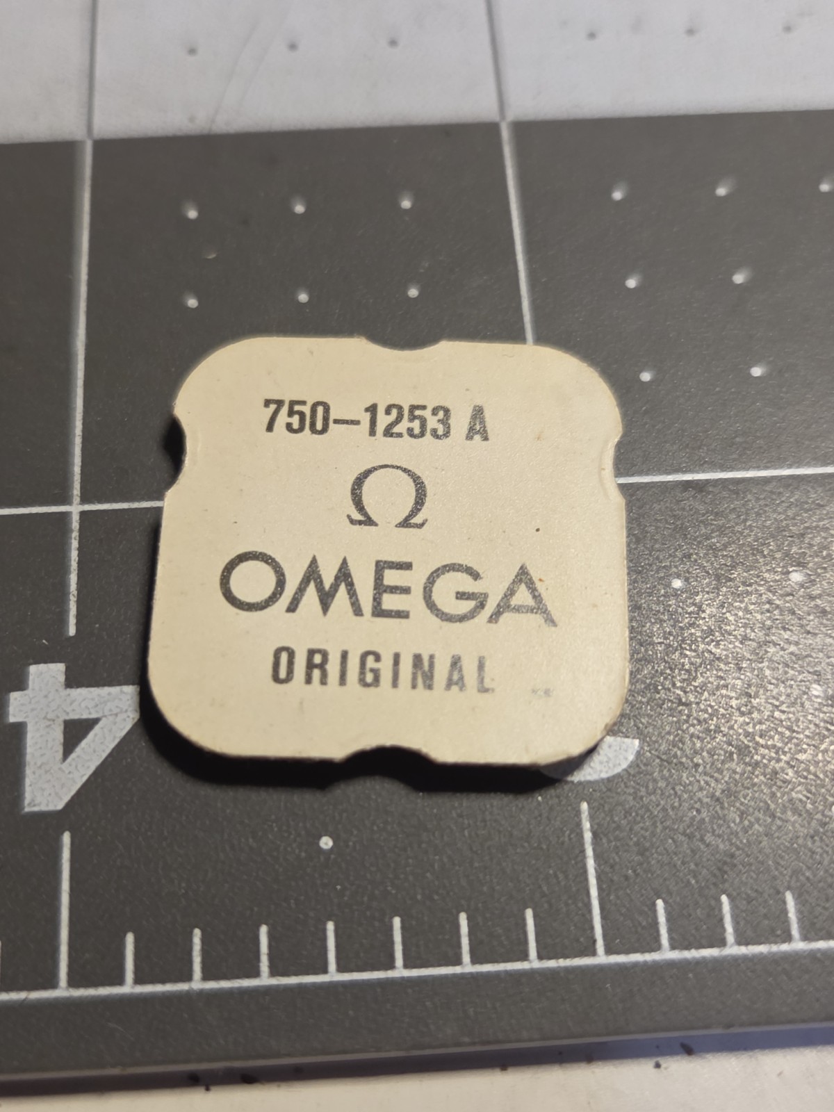 1 Piece Original Omega Part 750-1253A Sweep Pecond Pinion