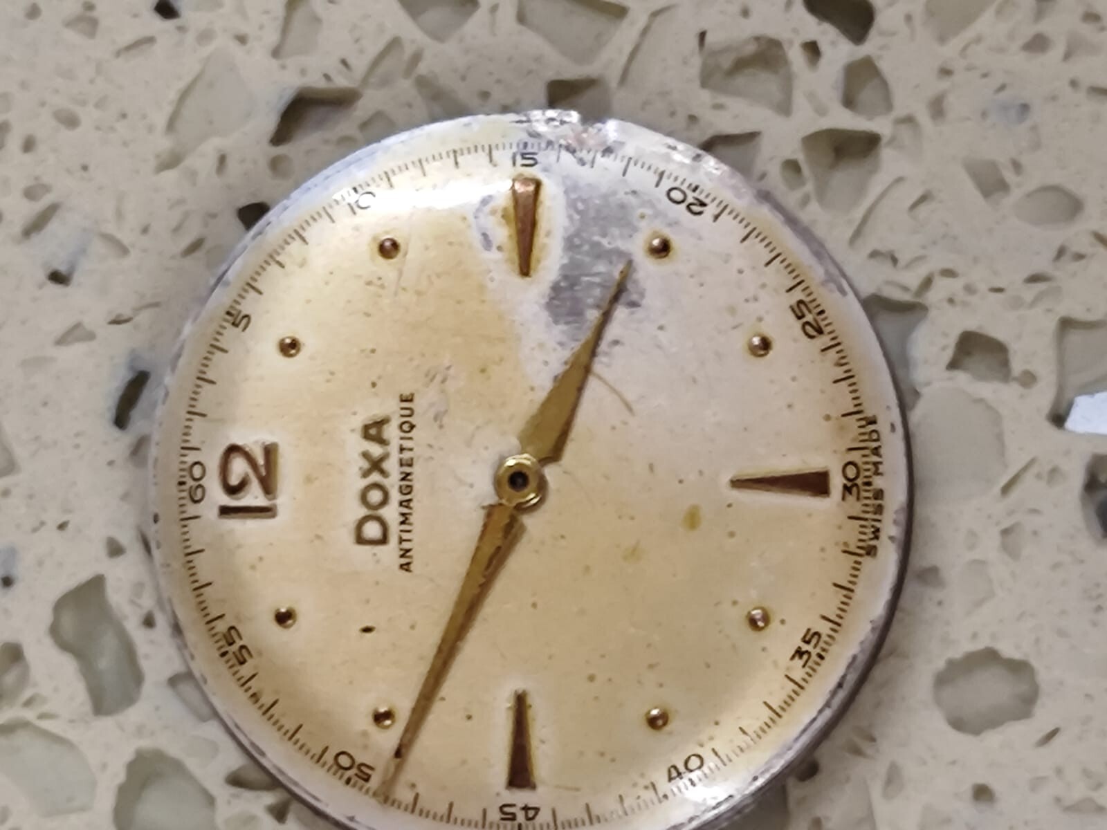 DOXA Cal 11 1/2 -140 Movement work & Stop for parts Used