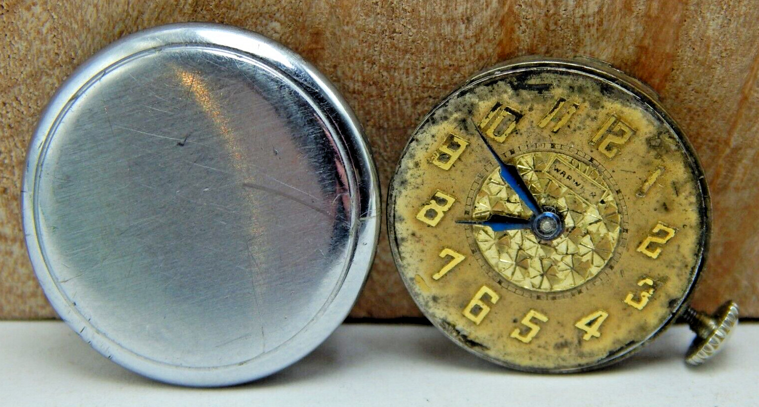 Vintage Warwick 80H 6j 2 adjustment ladies wrist watch movement with case back