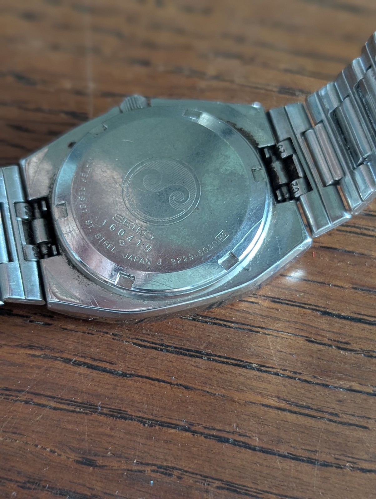Seiko 8229-5030 Sports Watch Case/Dial/Hands for Parts / Project #S676