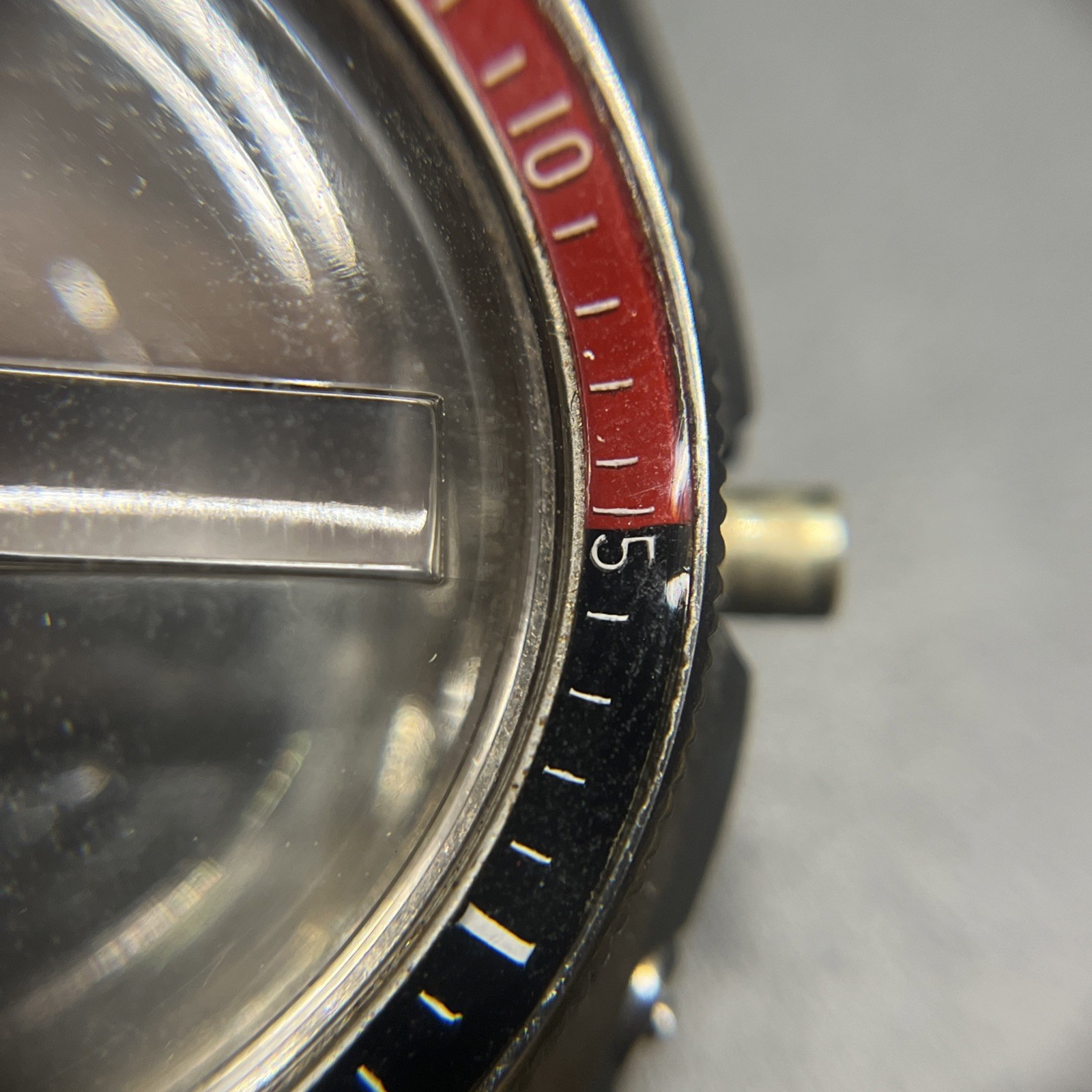 1977 Bulova Ref. 8112 Quartz Day-Date 666 Diver Case (015)