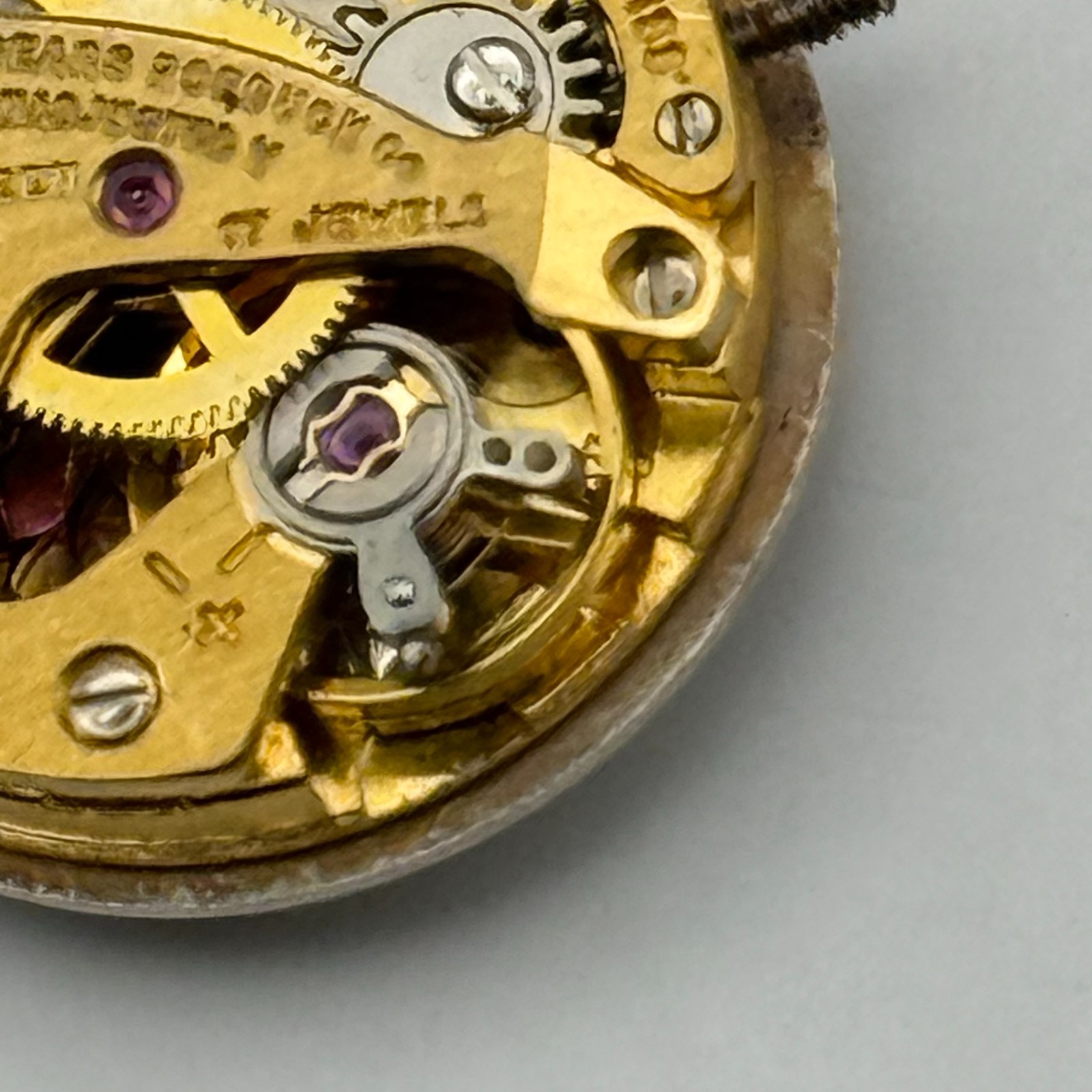 FHF 57-21 Fontainemelon Watch Movement Tradition 17 Jewels Swiss Parts 15.2mm