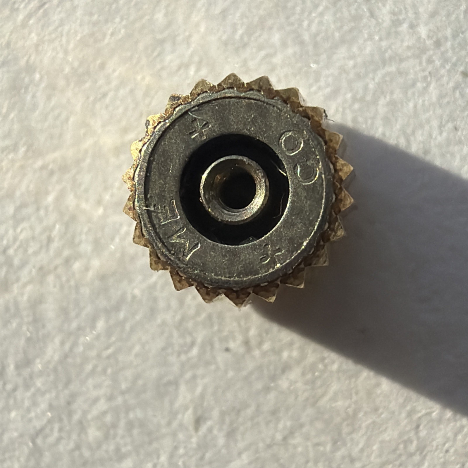 AV50 VTG GoldTone Replacement Zodiac 4.0mm Watch Crown Sold As Is Condition**