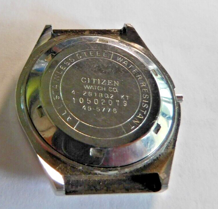 CITIZEN COMPLETE CASE WITH OUT CRYSTAL. USED