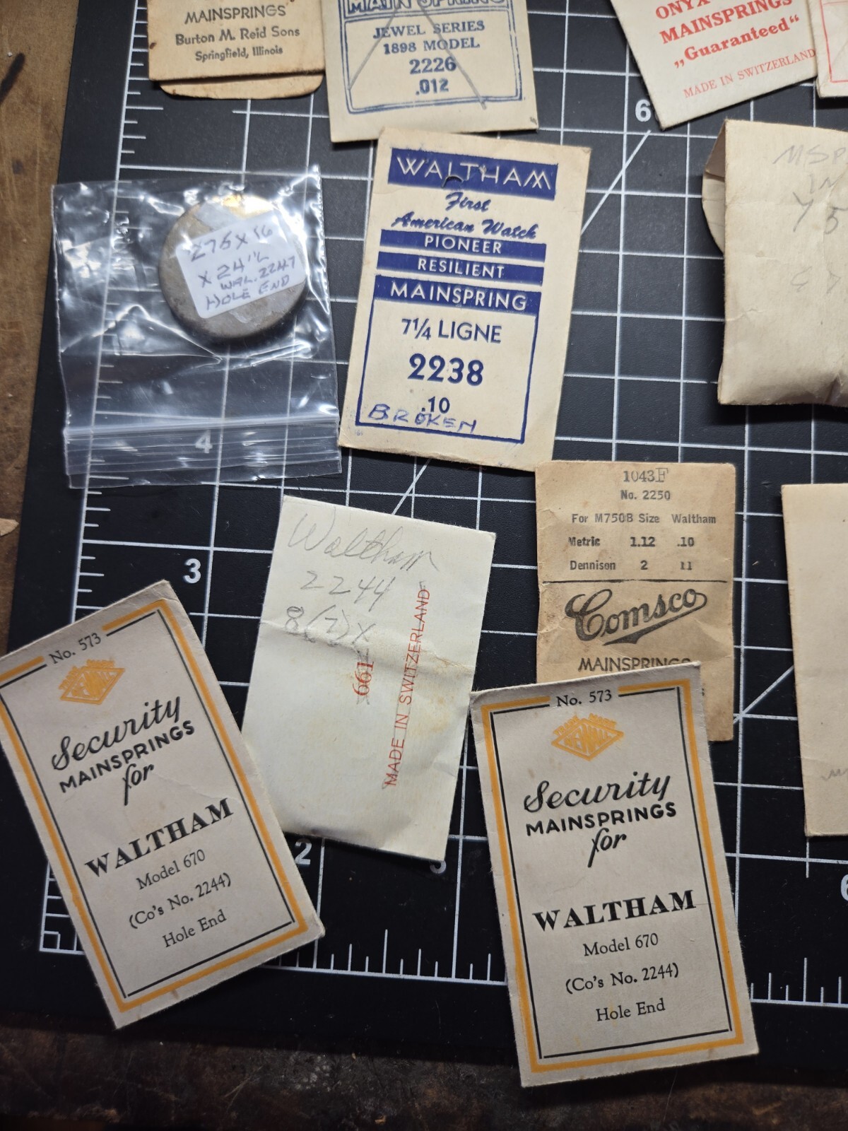 waltham pocket watch barrel arbor mainspring lot 750 670 2242 2247 2250 2243