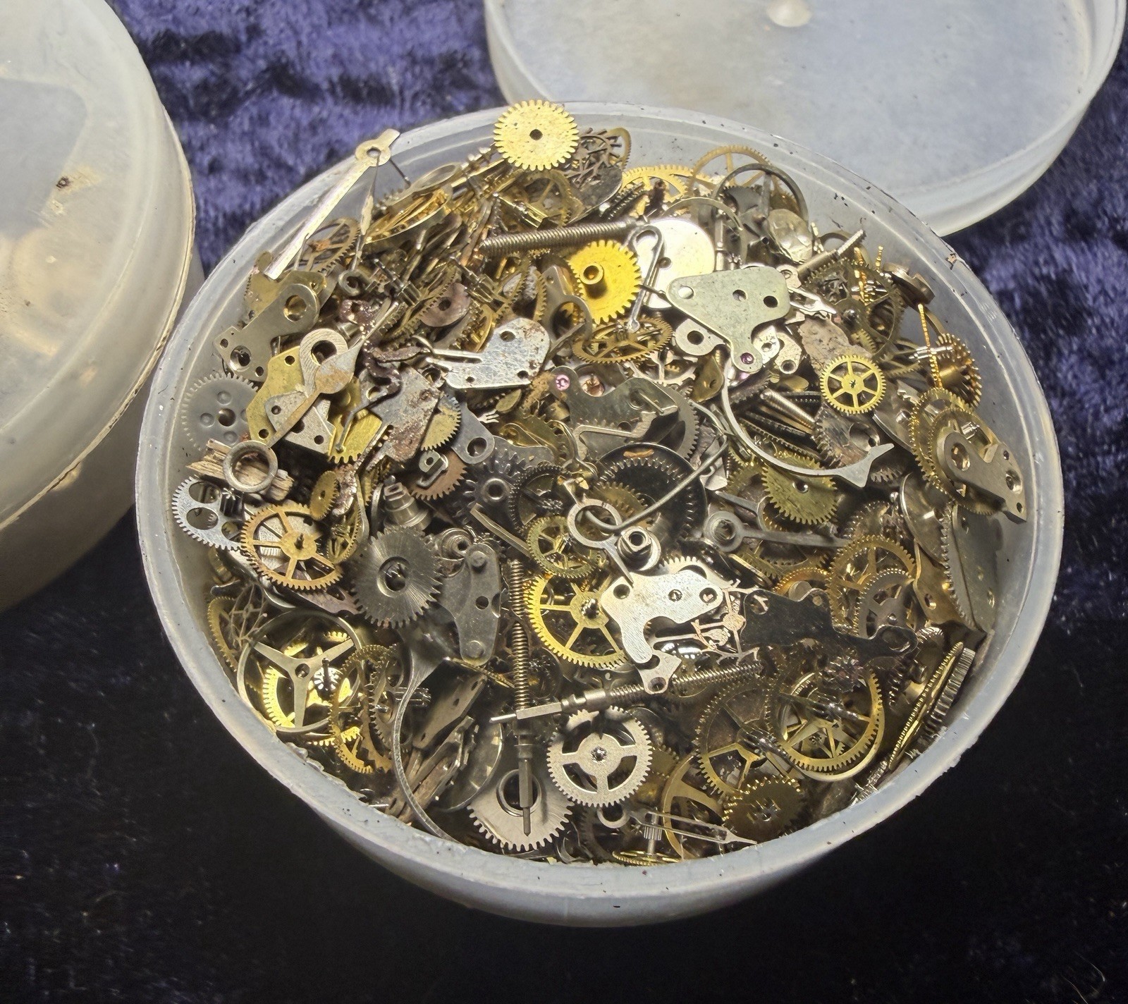 25g Vintage Steampunk Tiny Watch Gears & Parts Original Arts Crafts #00121