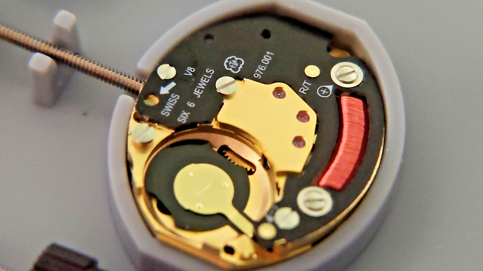SS0 ETA 976.001 watch movement Aig 0 (Height 0) SS0 NEW yellow 2 hands