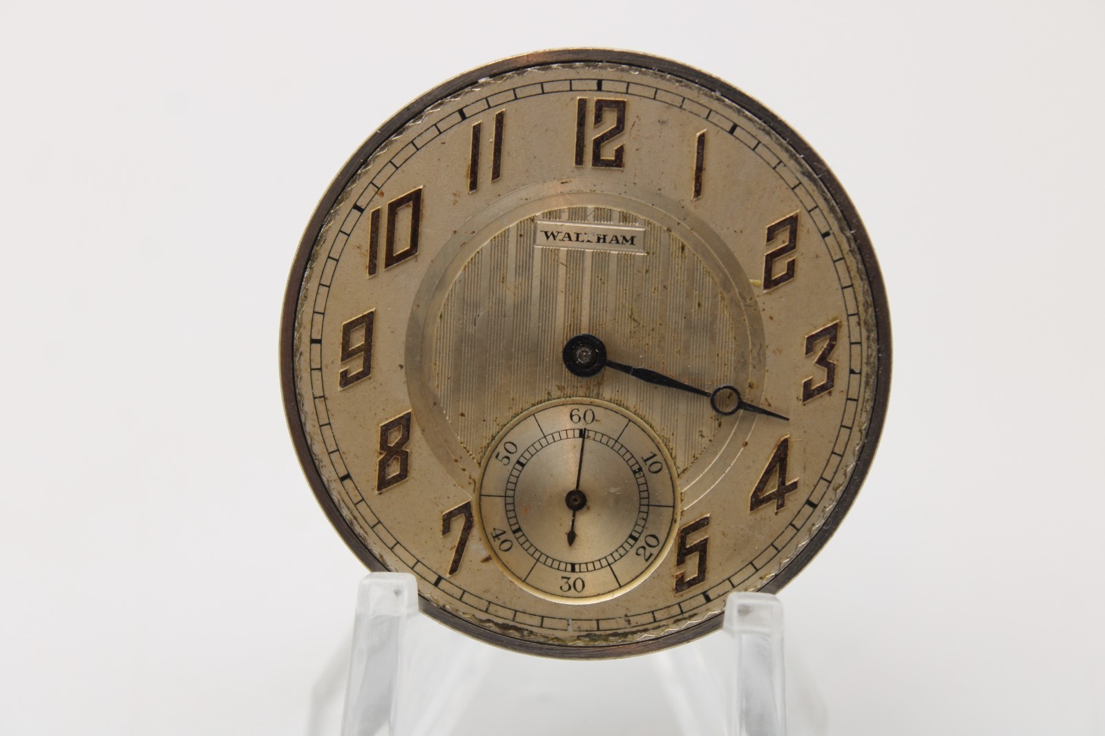 1928 WALTHAM POCKET WATCH MOVEMENT 26630854 GRADE: 220 12s 15j (FP3)