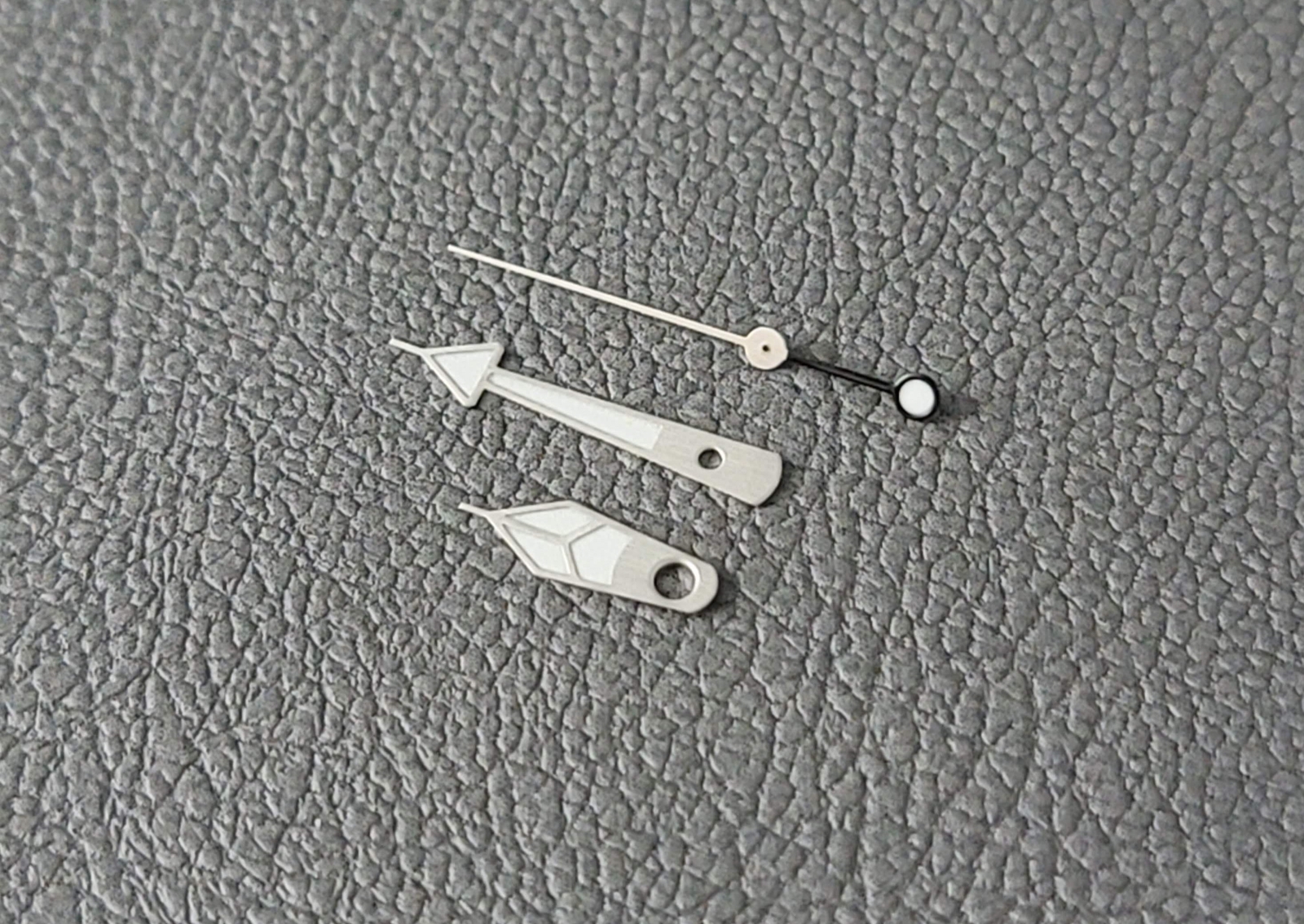 HANDS SET GS STYLE BRUSH BGW9 / SEIKO MOD SKX SKX007 NH35 NH36 NH34