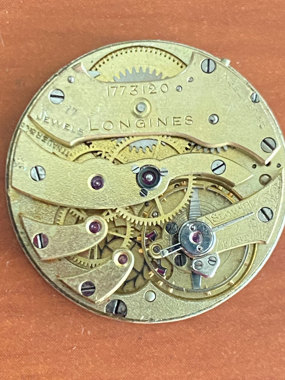 VINTAGE 23.3MM LONGINES-WITTNAUER & CO. WRIST WATCH MOVEMENT, RUNS & STOPS