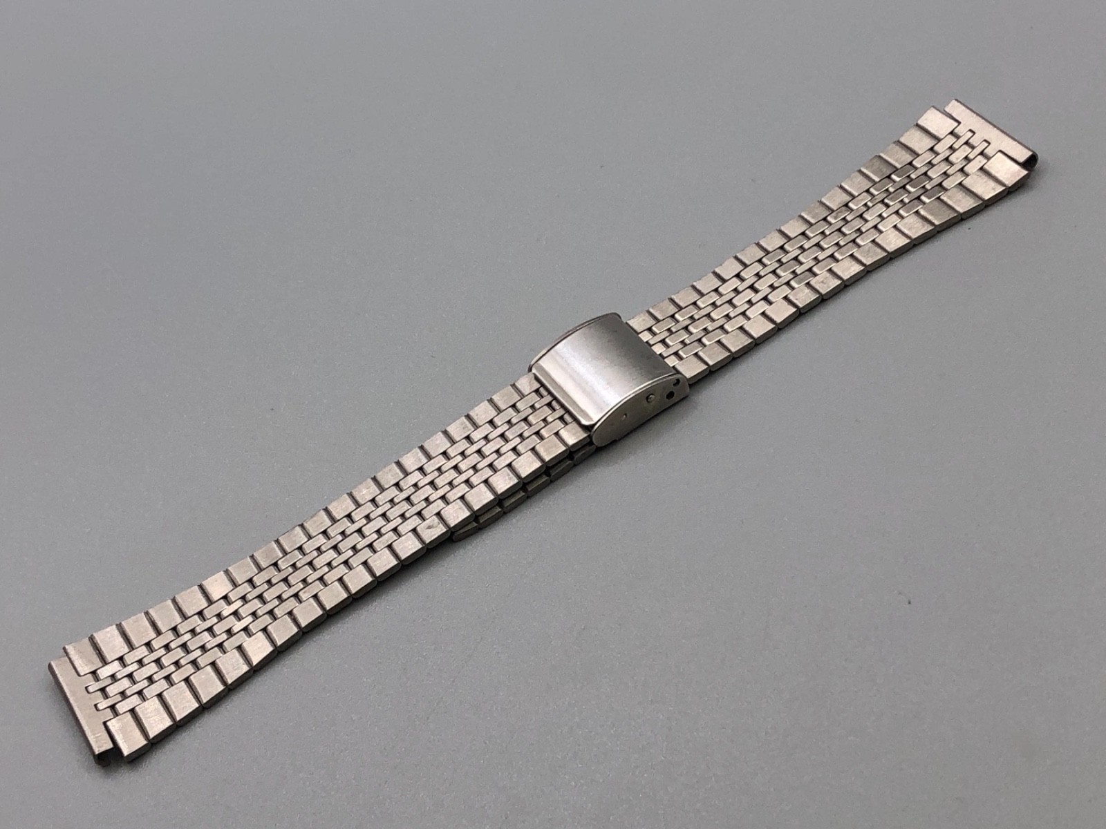 VINTAGE 70s 80s NOS UNBRANDED STAINLESS STEEL 18mm WATCH BRACELET SEIKO CITIZEN
