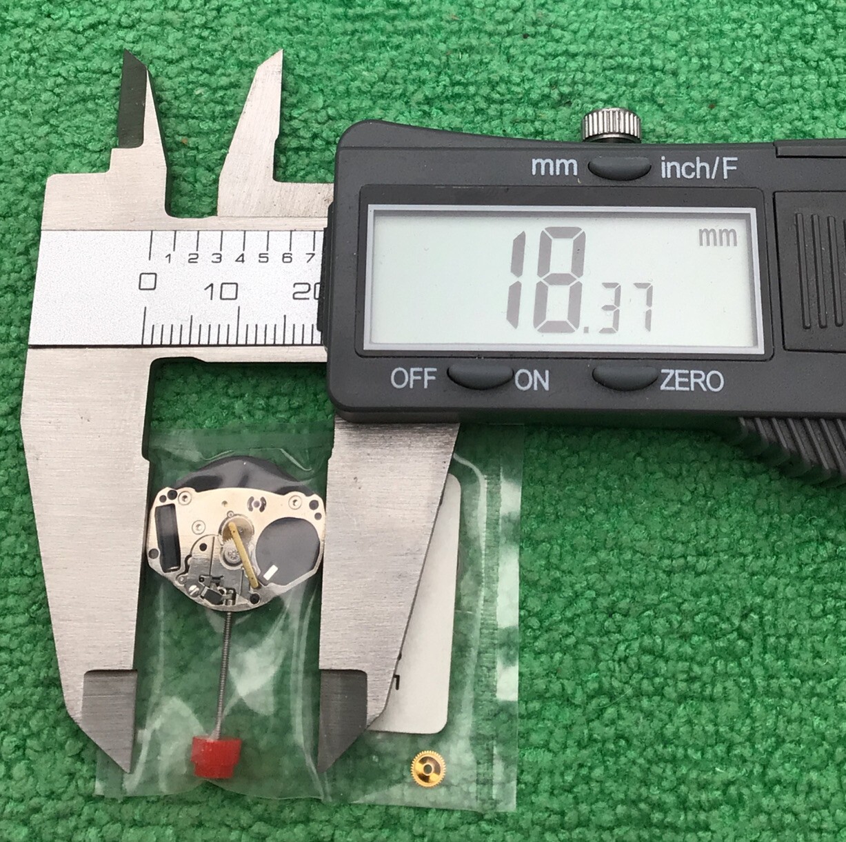 NEW Genuine ESA/ETA 902.105 Movement With Stem, ss