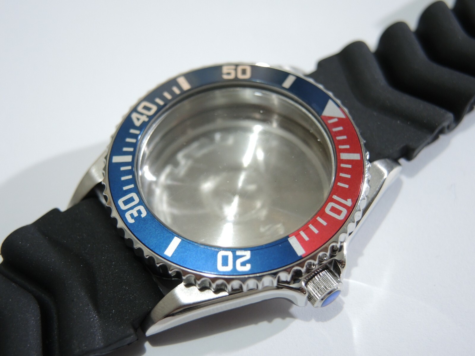 NEW STAINLESS CASE,CROWN,DIAL,HANDS MEDIUM DIVERS 10BAR SKX025 (7S26-0050) WATCH