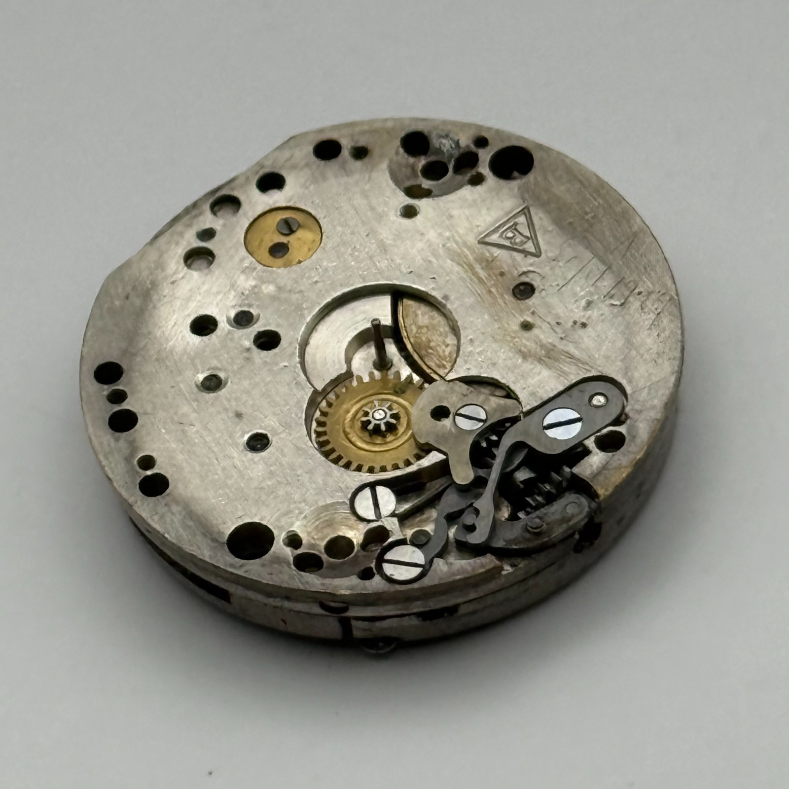 Buser Watch Movement 15 Jewels Swiss Manual Wind Vintage Parts Repair 23.2mm