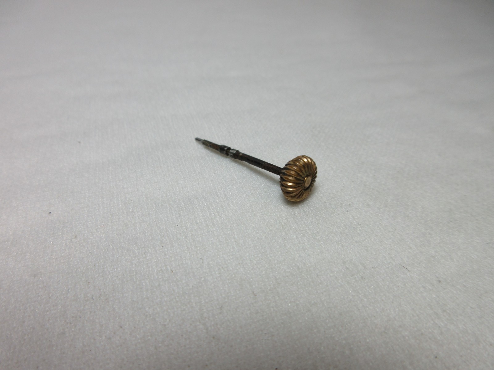 VTGE GOLD FILLED 8.15 MM POCKET WATCH CROWN WATCHMAKERS REPLACEMENT PART #7