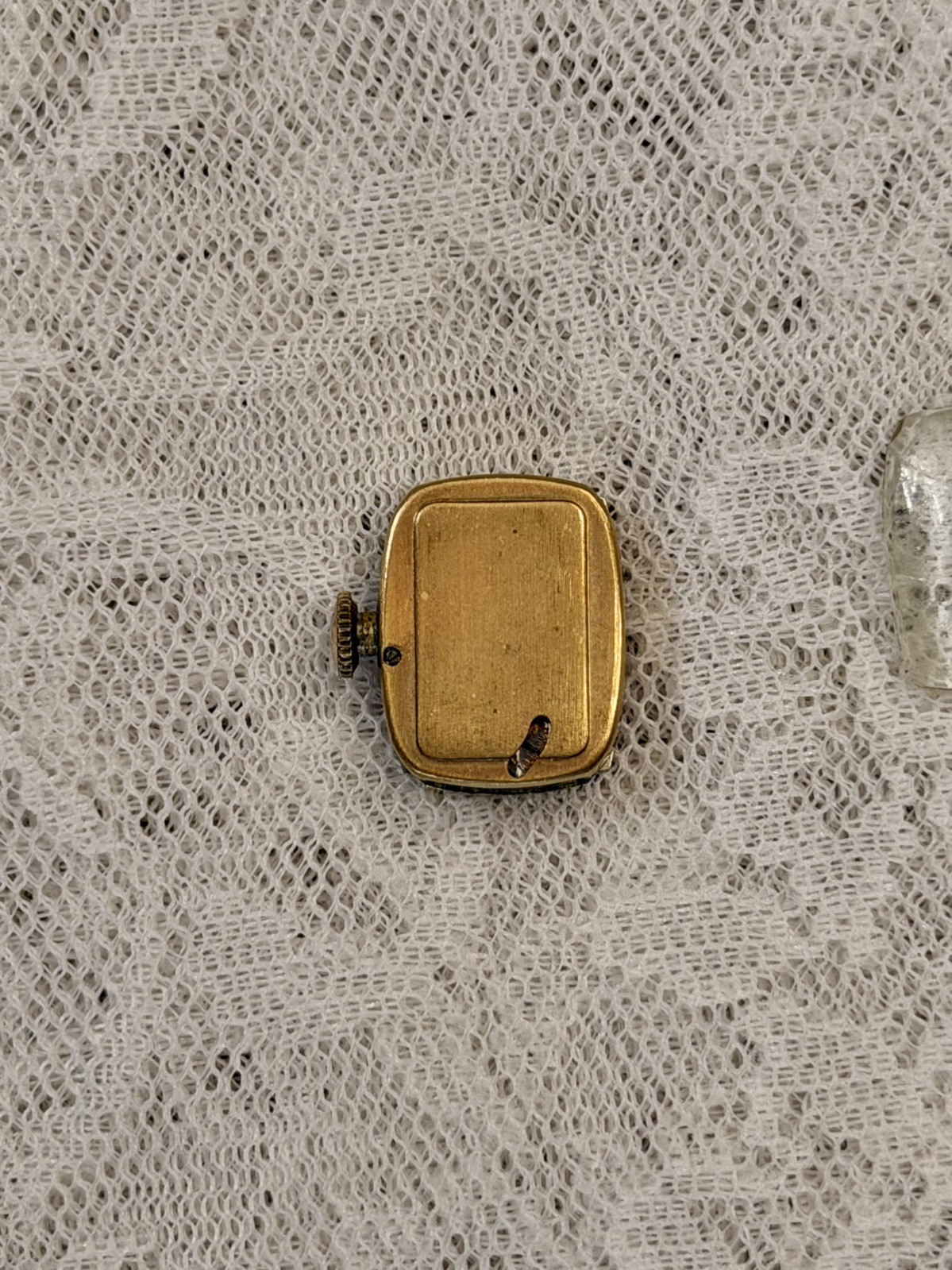 Vintage HAMILTON 911 Movement 17 Jewels From 14k Gold Watch for parts or repair