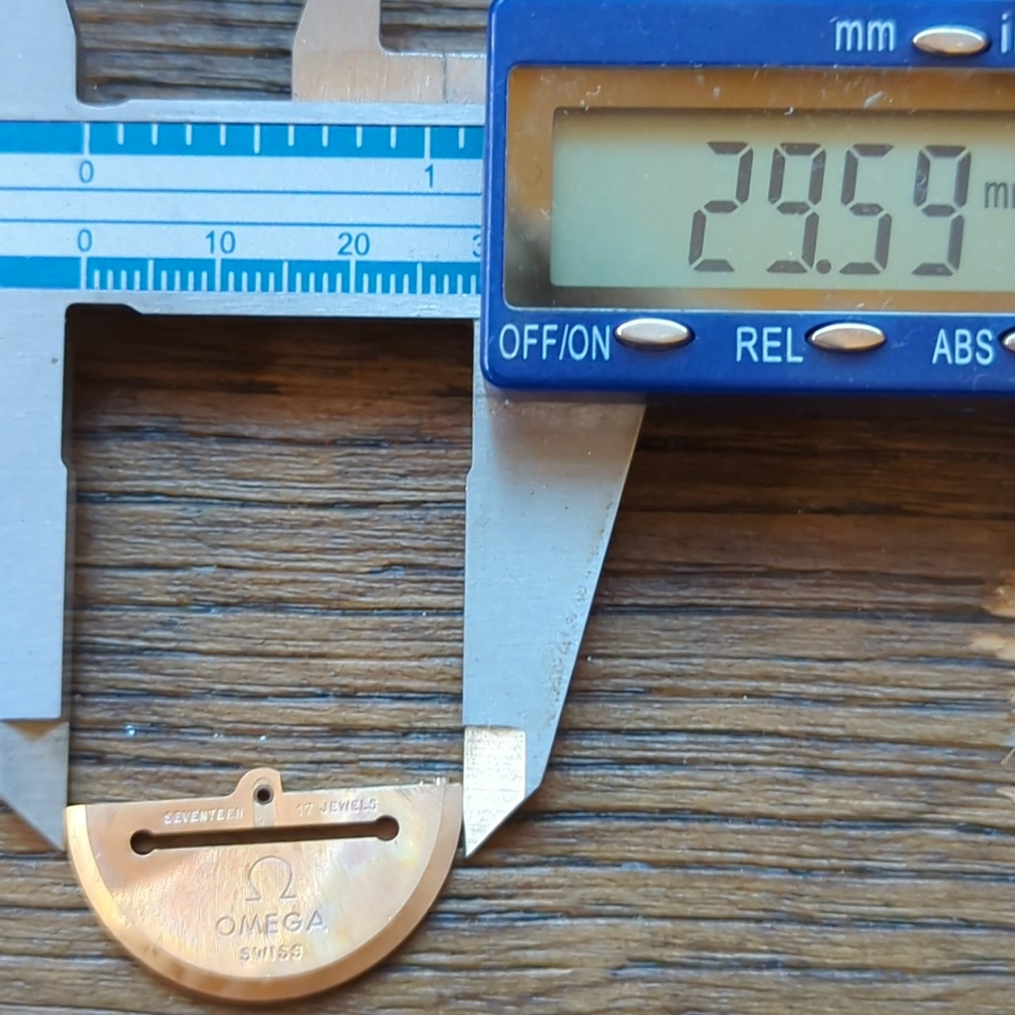 Omega 1045 Rotor Oscillating Weight Part Chronograph (WJ26)