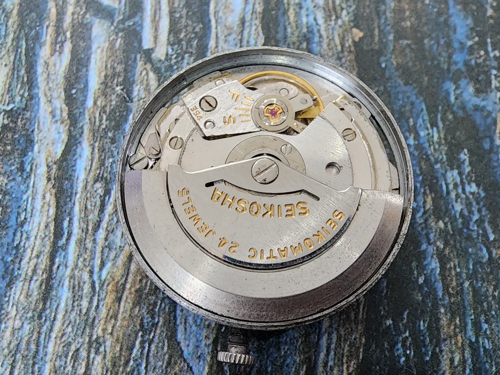 Vintage Seiko Seikosha 24 jewels 394 movement for Parts Repair Watchmaker.