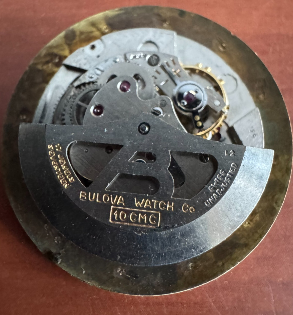 VINTAGE MEN’S BULOVA AUTOMATIC WRISTWATCH MOVEMENT CAL. 10CMC RUNS GREAT 17J