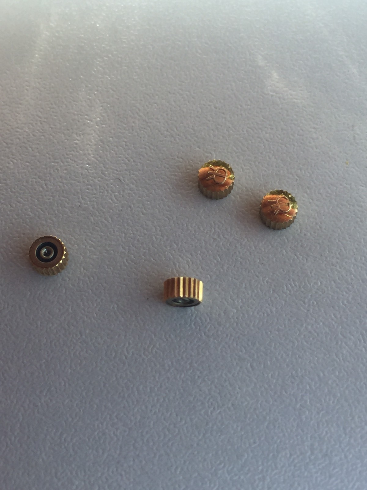 NOS Revue Thommen Crown 3.75 X 2.3 Mm Tap 0.9 Tube 2.0 Yellow Gold Plated