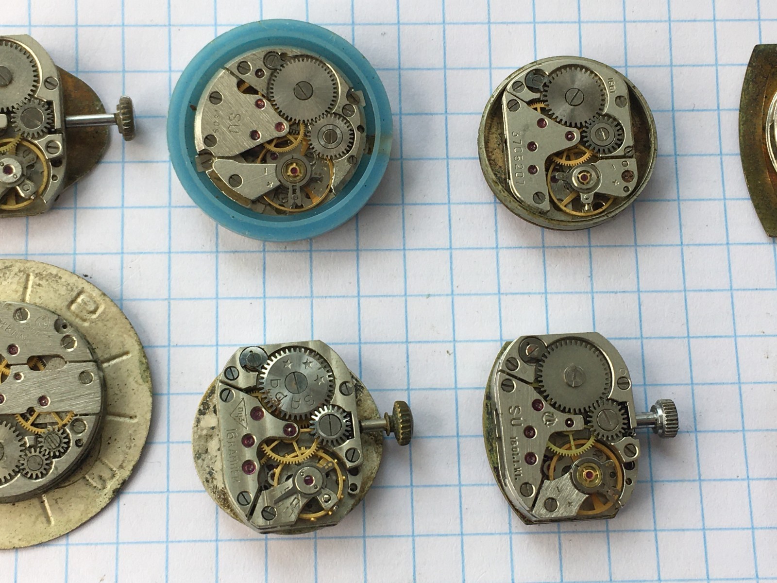 MOVEMENTS (20pcs) FOR Women’s WRIST WATCH Luch Zarya Slava USSR for parts