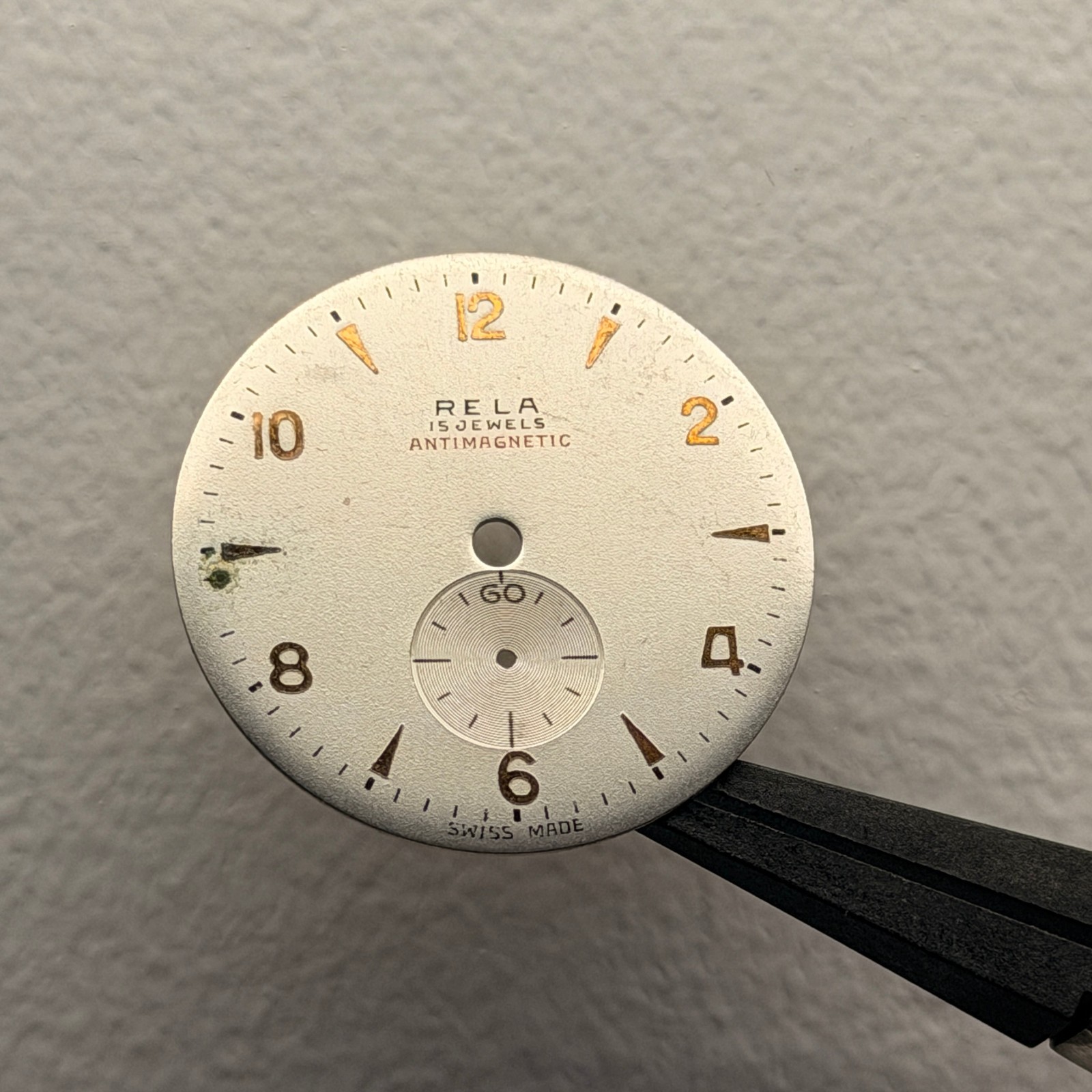 Rela 15 Jewels Antimagnetic Small-Seconds Silver Vintage Watch Dial 28mm