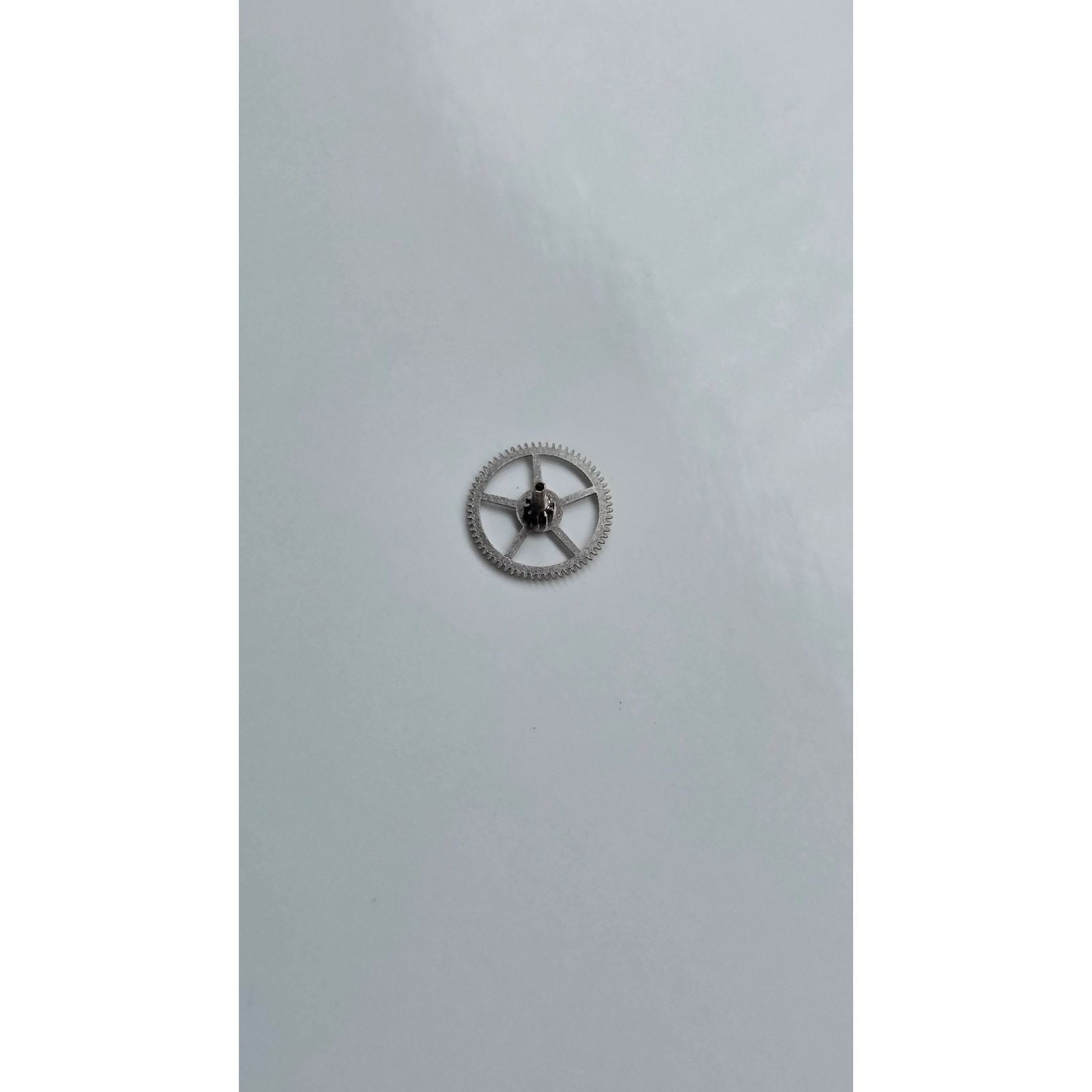 Center Wheel Standard ST Cal. 1686 Original Watch Part / W29