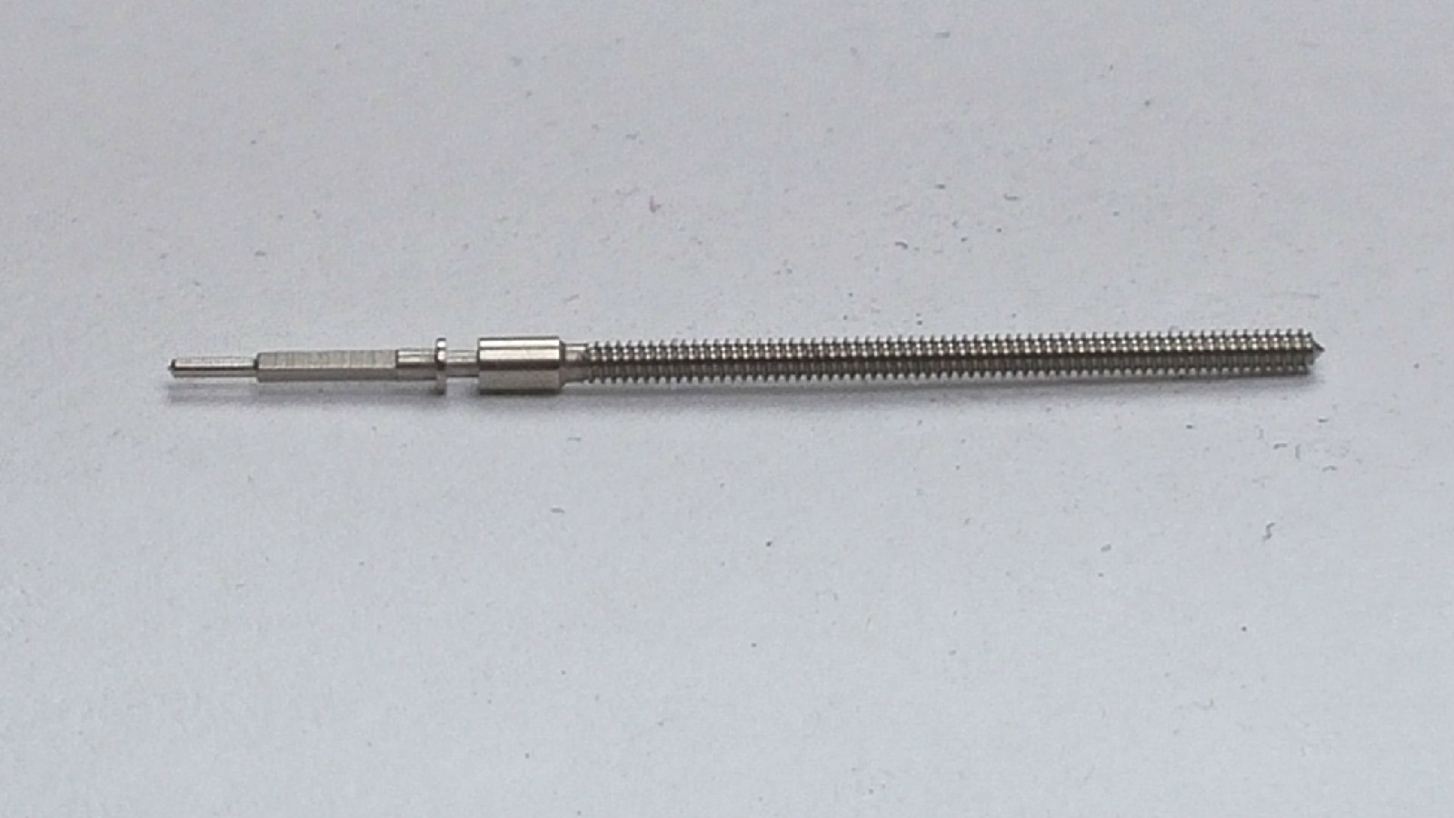 CARTIER & EBEL STEM tap 10 (0.90mm) CAL 90.6, regular stem see photos