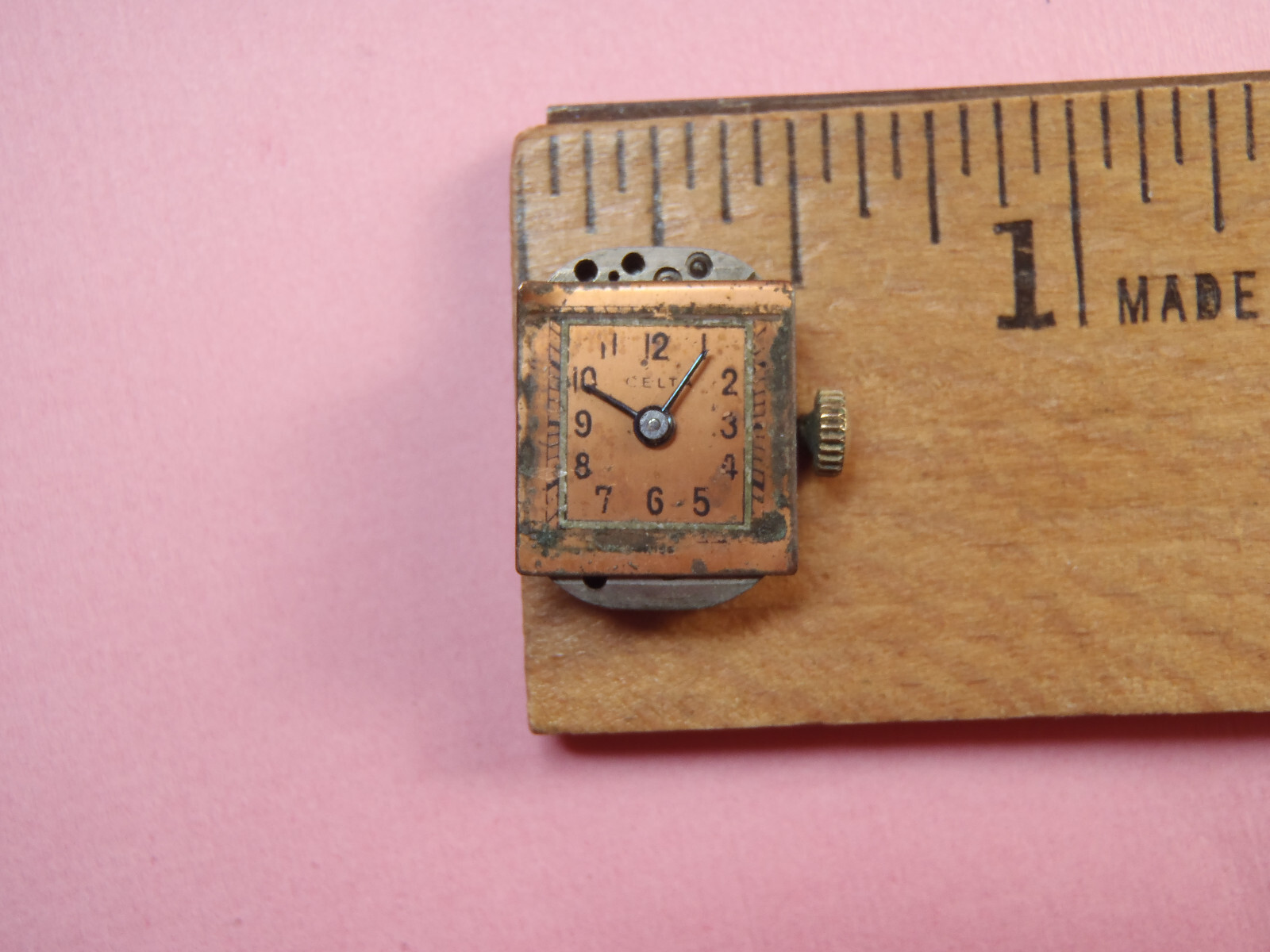 Vintage Milus Watch Movement YXS Manual Not Working Fully Wound 16mm x 12mm