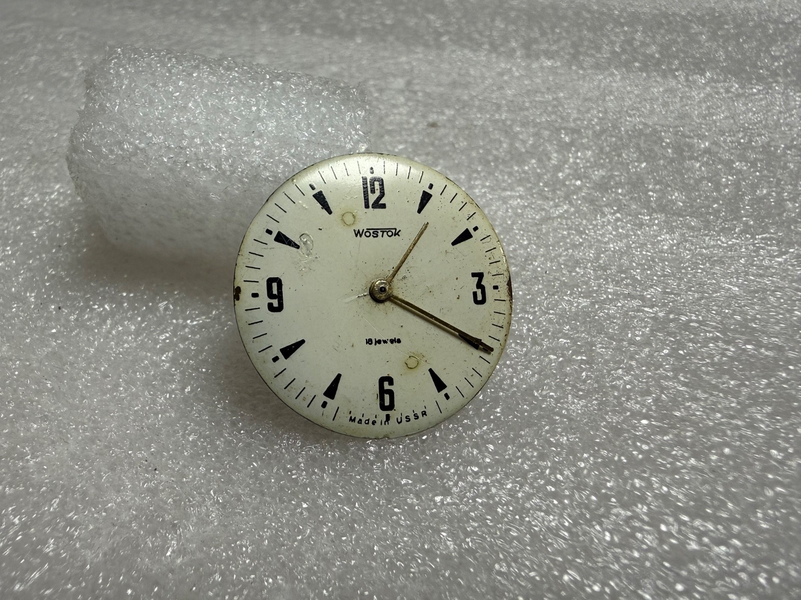 VINTAGE Vostok Wostok Cal. 2209 USSR SOVIET watch Movement. FOR PARTS