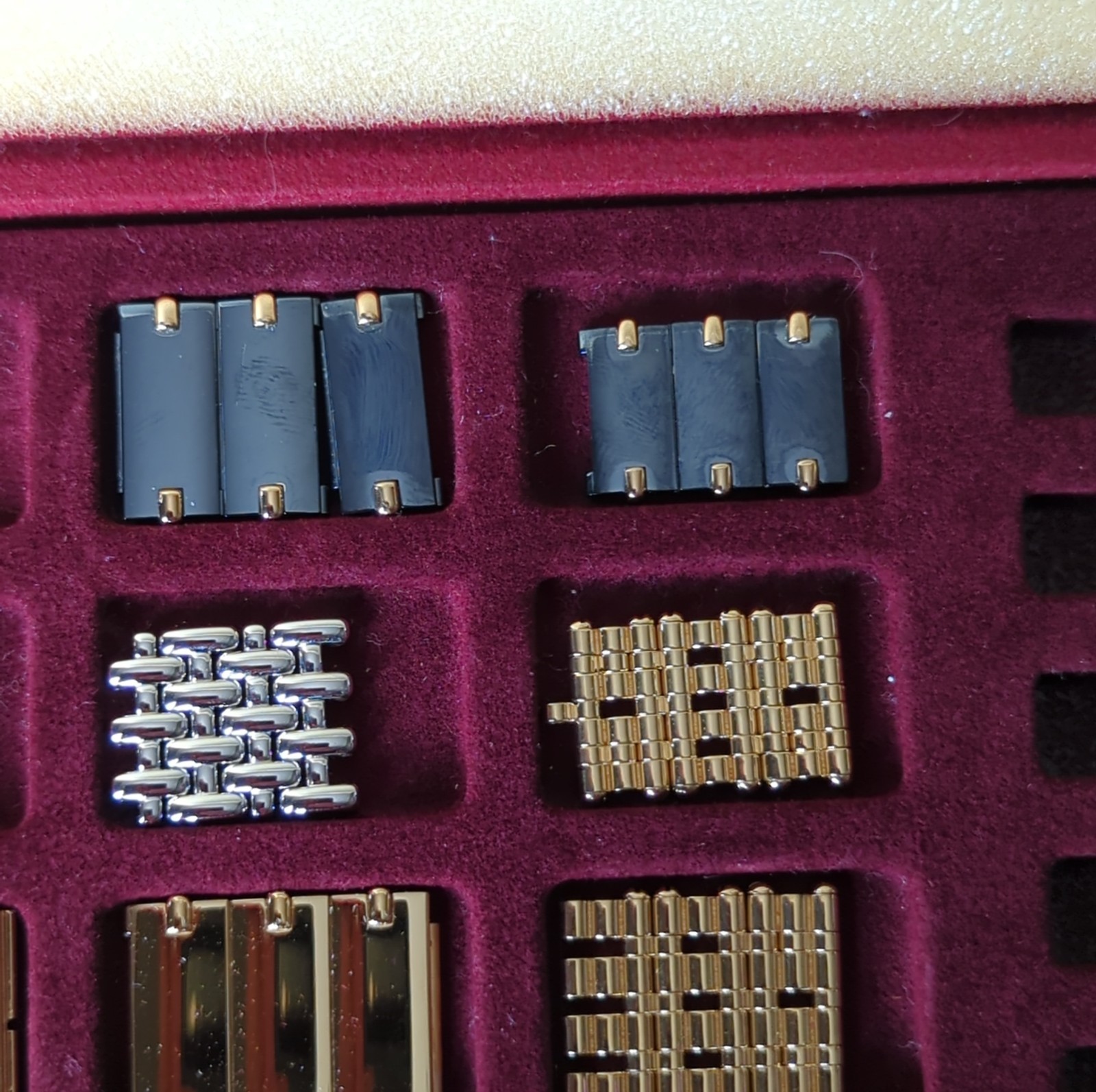 Raymond Weil Comprehensive Watch Bracelet Link Kit Mens and Ladies Circa 1990