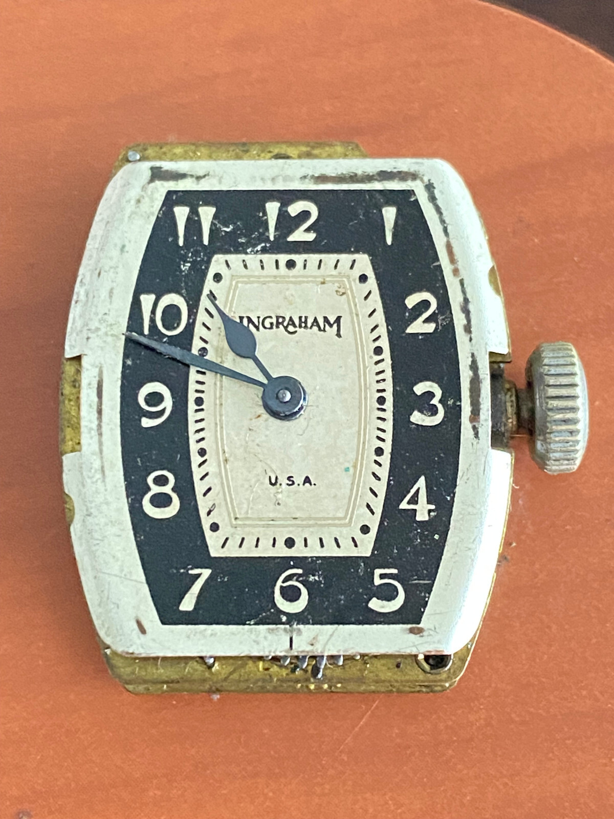 VINTAGE MEN’S INGRAHAM BRISTOL CT. WRIST WATCH MOVEMENT, 1246 ON MOVEMENT, RUNS