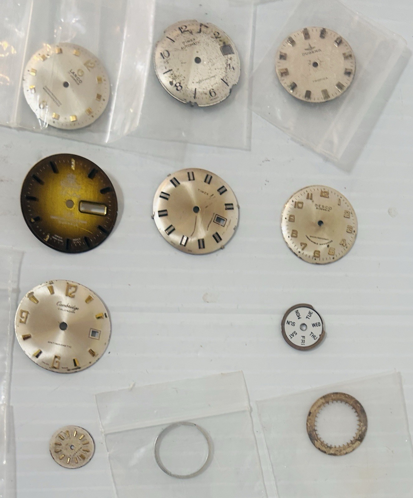 35 old VINTAGE WATCH FACES FINDINGS STEAMPUNK CRAFTS REPAIRING many brands shape