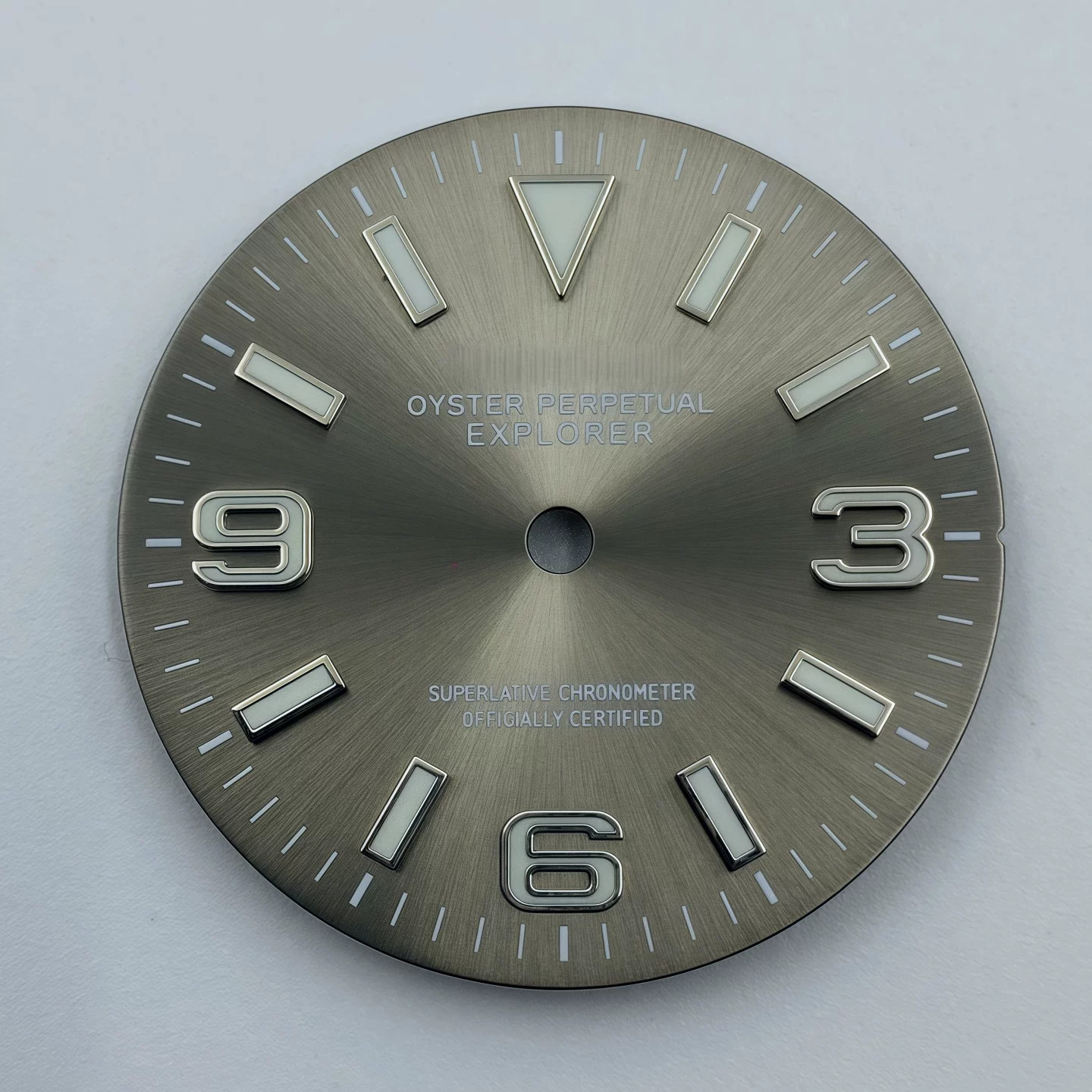 28.5mm Sun patterns Watch Dial Green Luminous for Nh35 Nh36 4R Movement parts