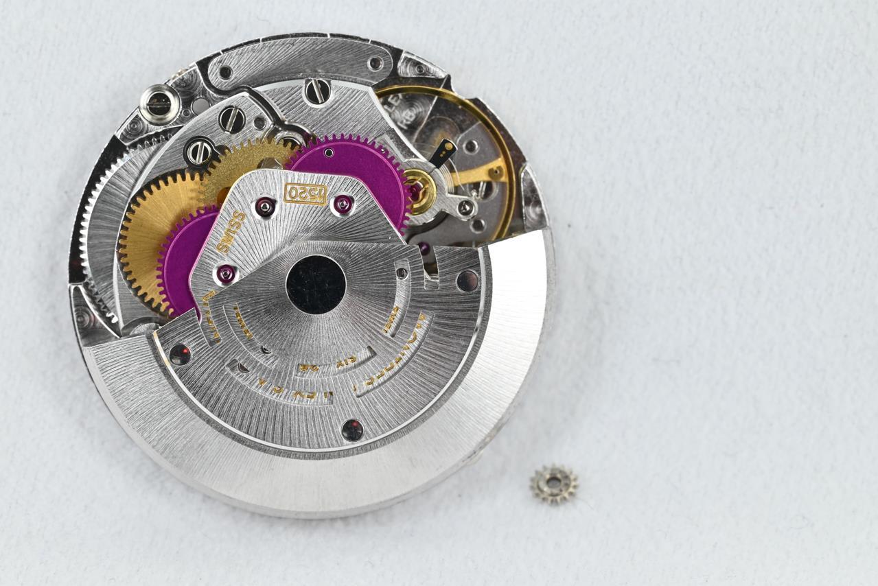 Rolex Wristwatch Complete Movement Calibre 1520 for Submariner 5513 & Others