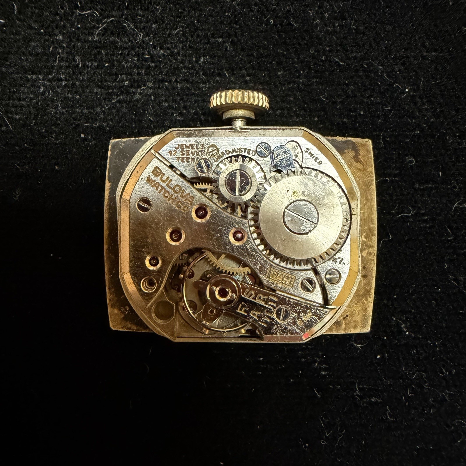 BULOVA CAL. 8AH 17j WRIST WATCH MOVEMENT FOR PARTS OR REPAIR