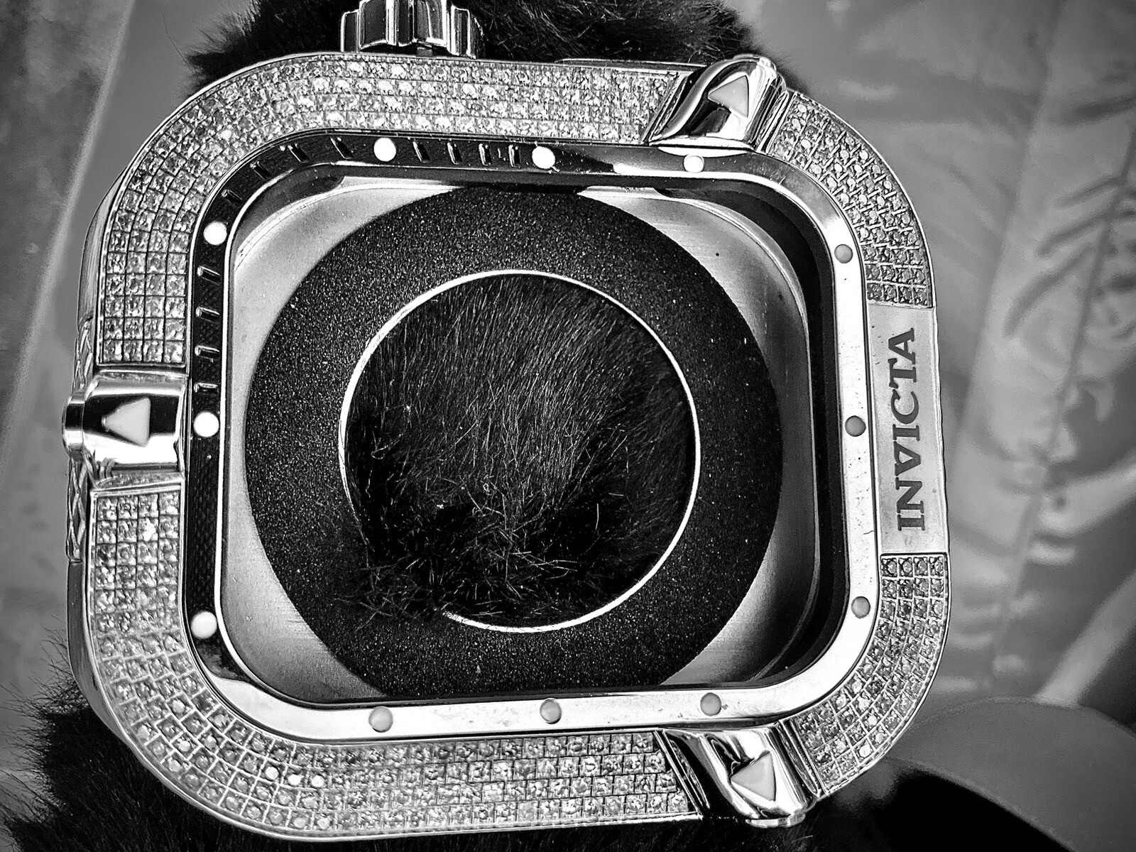 GENUINE DIAMOND BEZEL/INVICTA Band For APPLE WATCH 44mm 1.49 CTW DIAMONDS
