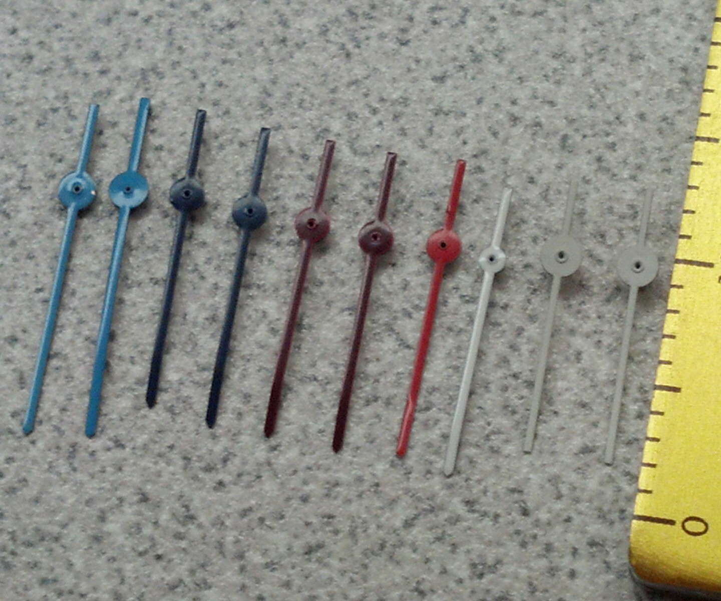 Lot Of 10 Vintage NOS Painted Ctr/Sweep Second Hands-Most Fit .18 Pinion