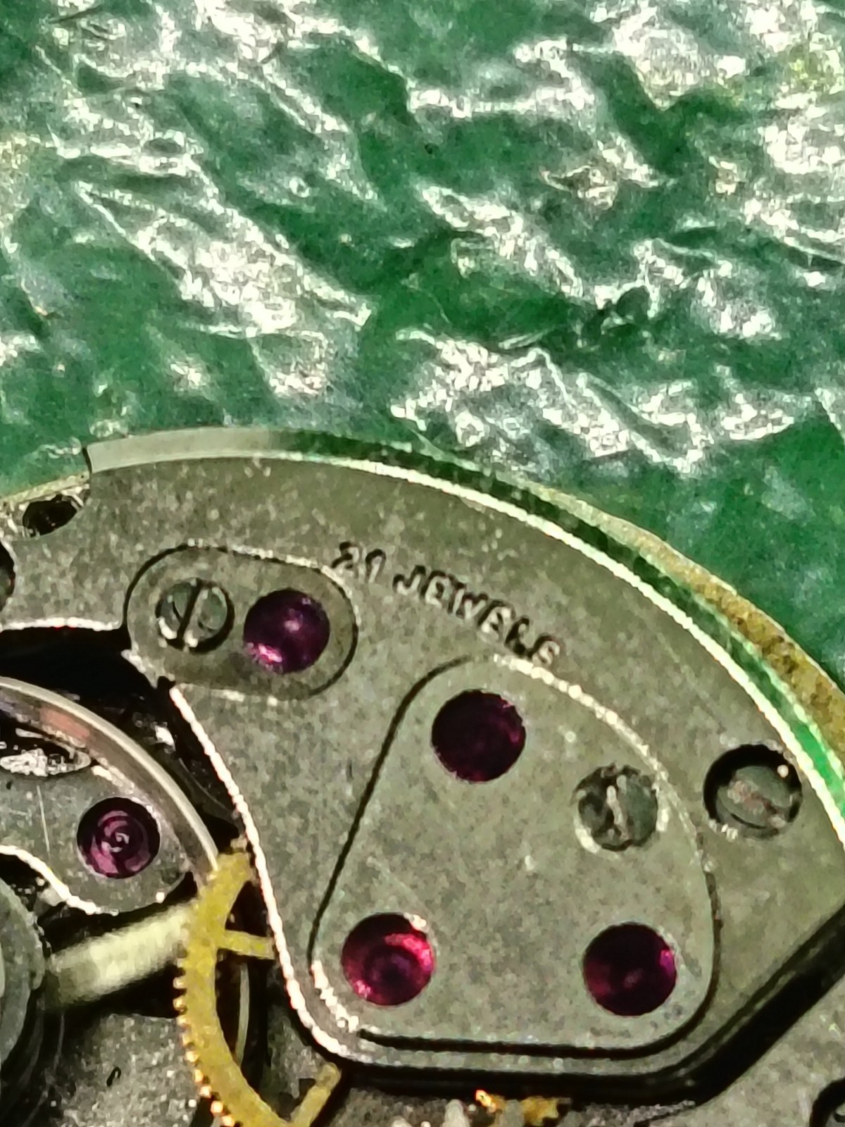 vintage Garrard ladies’ 21 Jewel manual-wind watch movement.