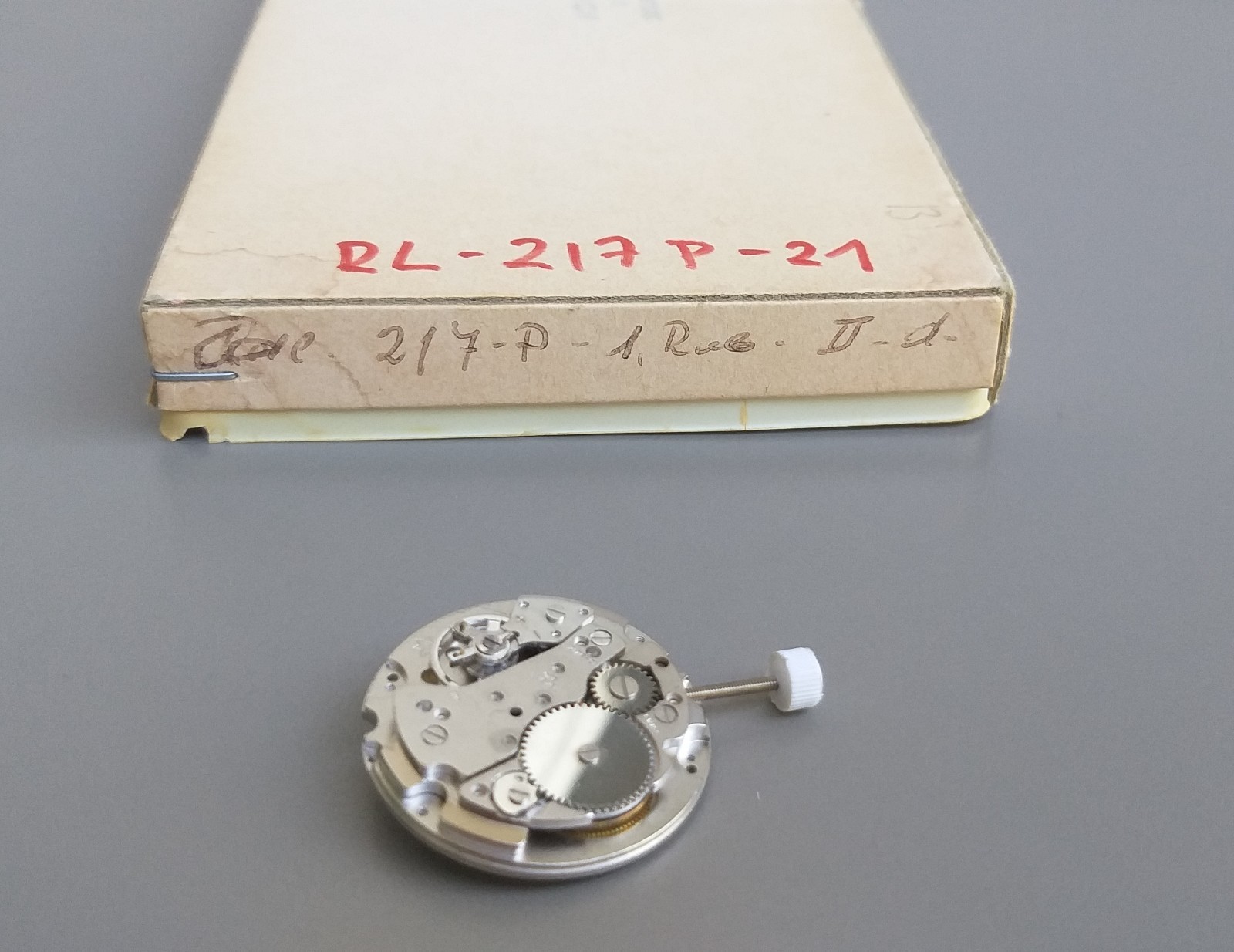 Ronda RL 217P-21 New Old Stock Swiss Hand Winder Watch Movement NOS 1970’s RED