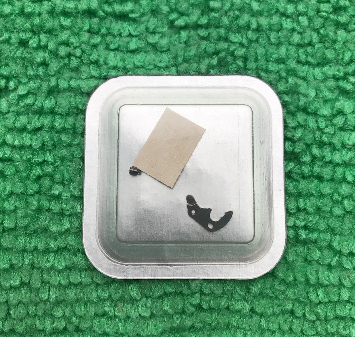 PateK Philippe Set Lever With Screw Cal 310 SC Part 443 NOS Genuine. Sealed
