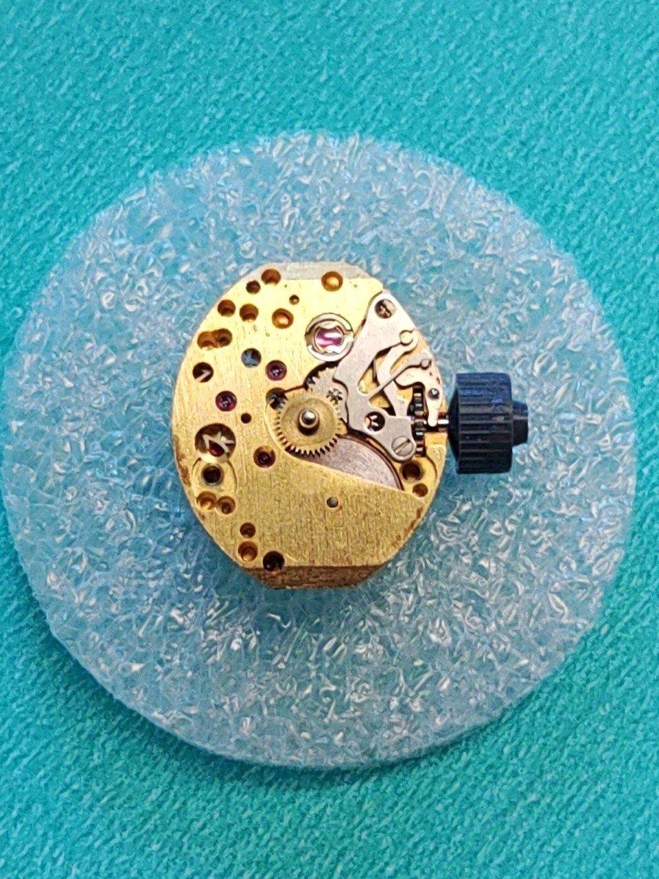 AS 1677 Mechanical 17J Movement. Sets,Runs, Keeps Time 3 Days. Glycine Serviced