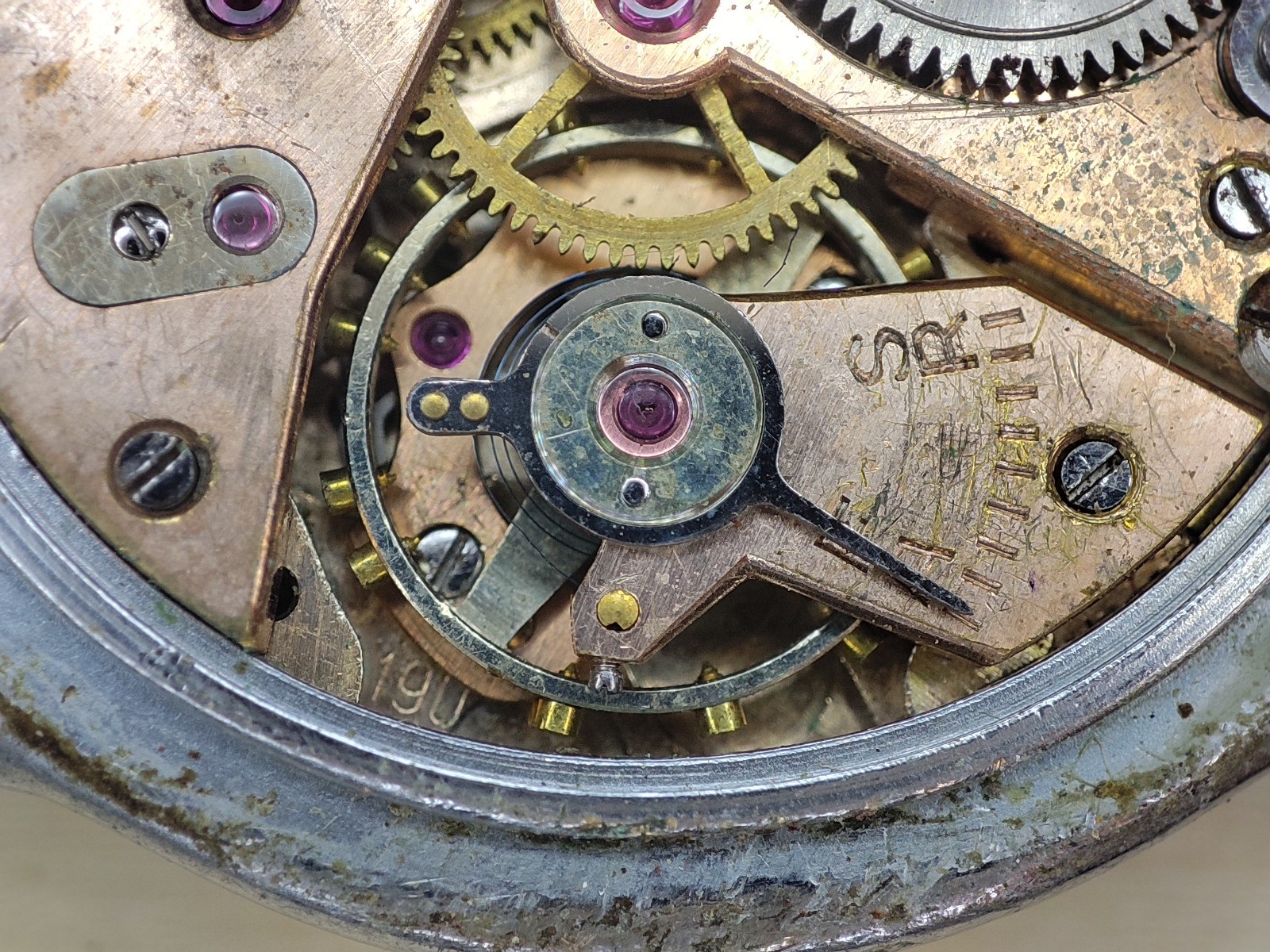 fef 190 douglas Watch movement – 29.4 mm – for parts and spares