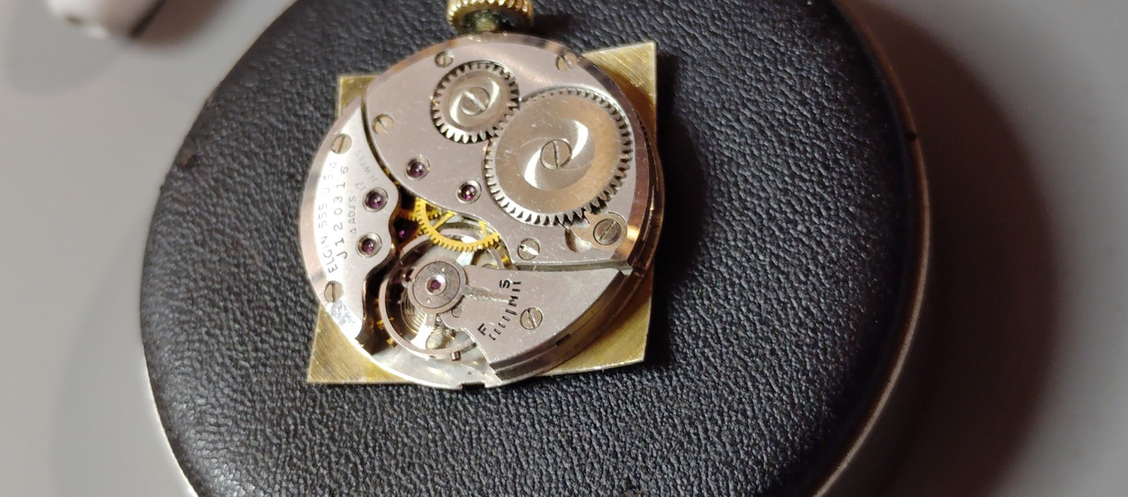 1948 Model Year Vintage Elgin 555 Serial Number J120316