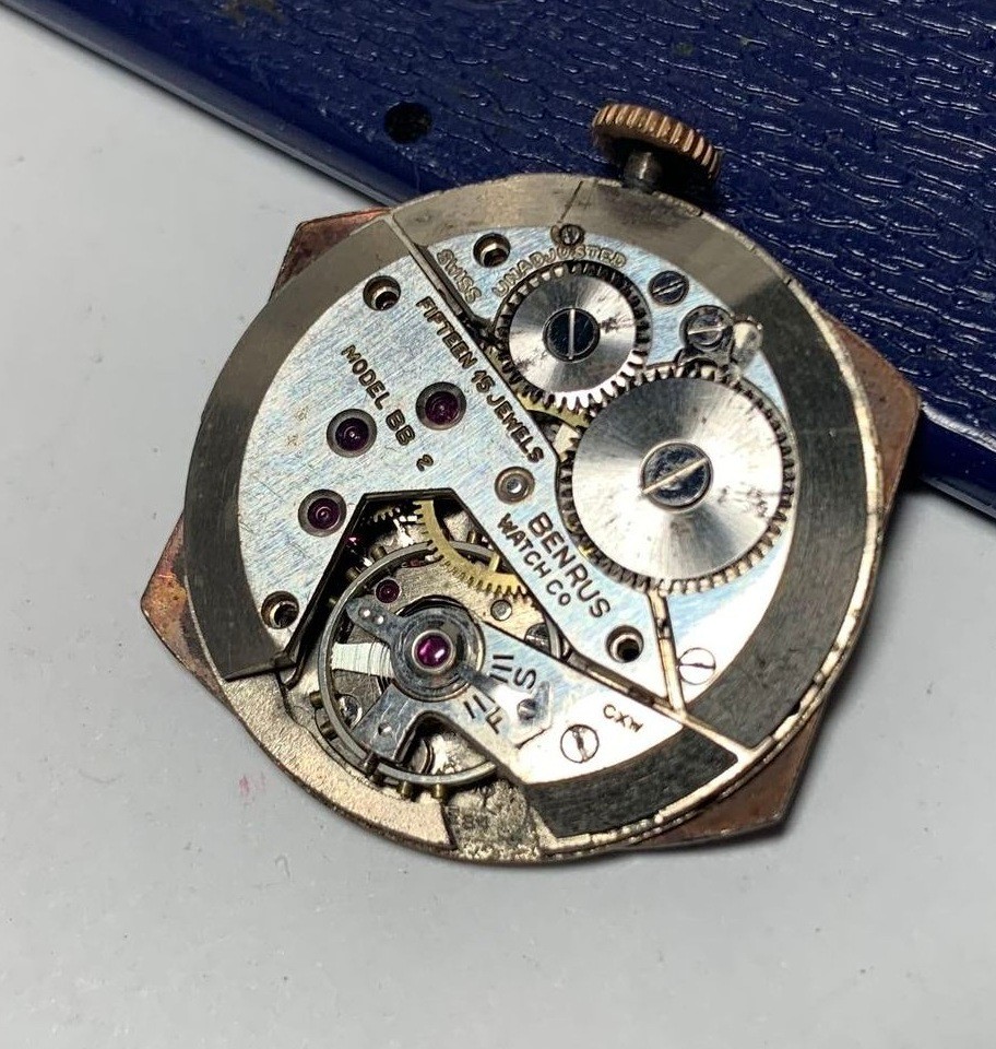 1940s Benrus Watch Co Gts Model BB3 15 Jewels Swiss Movement ROSE Dial & Hands!