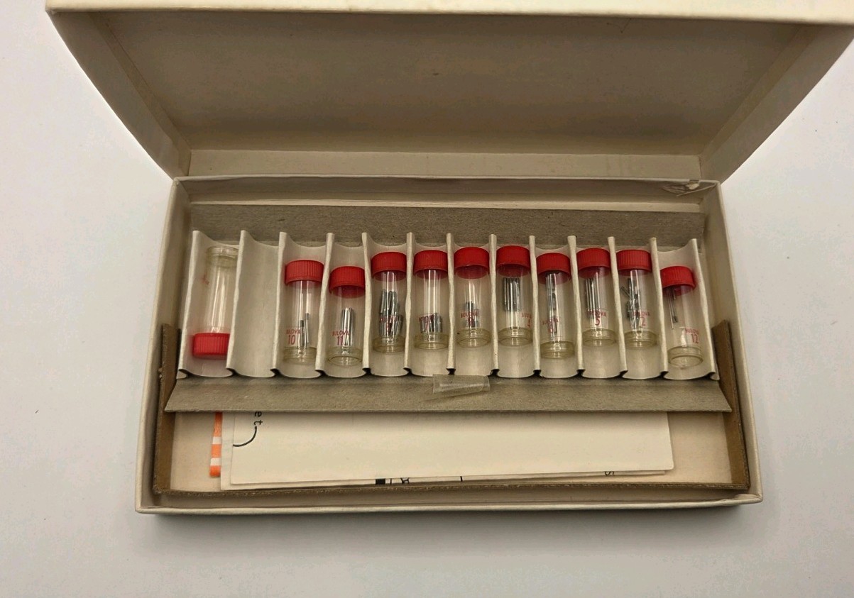 Vintage 1980s Bulova Master Assortment BS100 – Bracelet Screw Kit – Not Complete