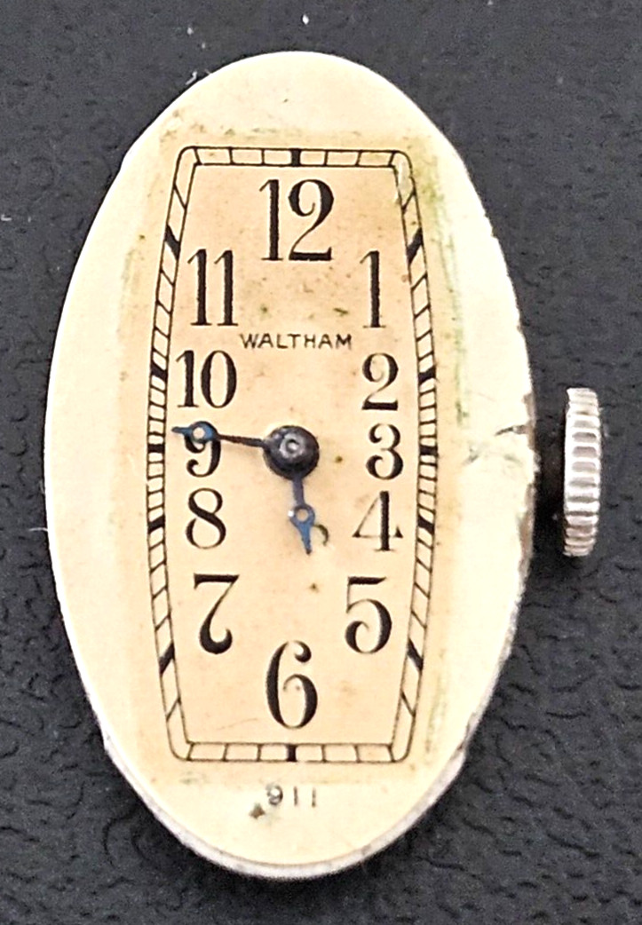 WALTHAM 665 6.5L 15J USA WATCH MOVEMENT (BALANCE RUNS WITH ROTATION) LOT.225
